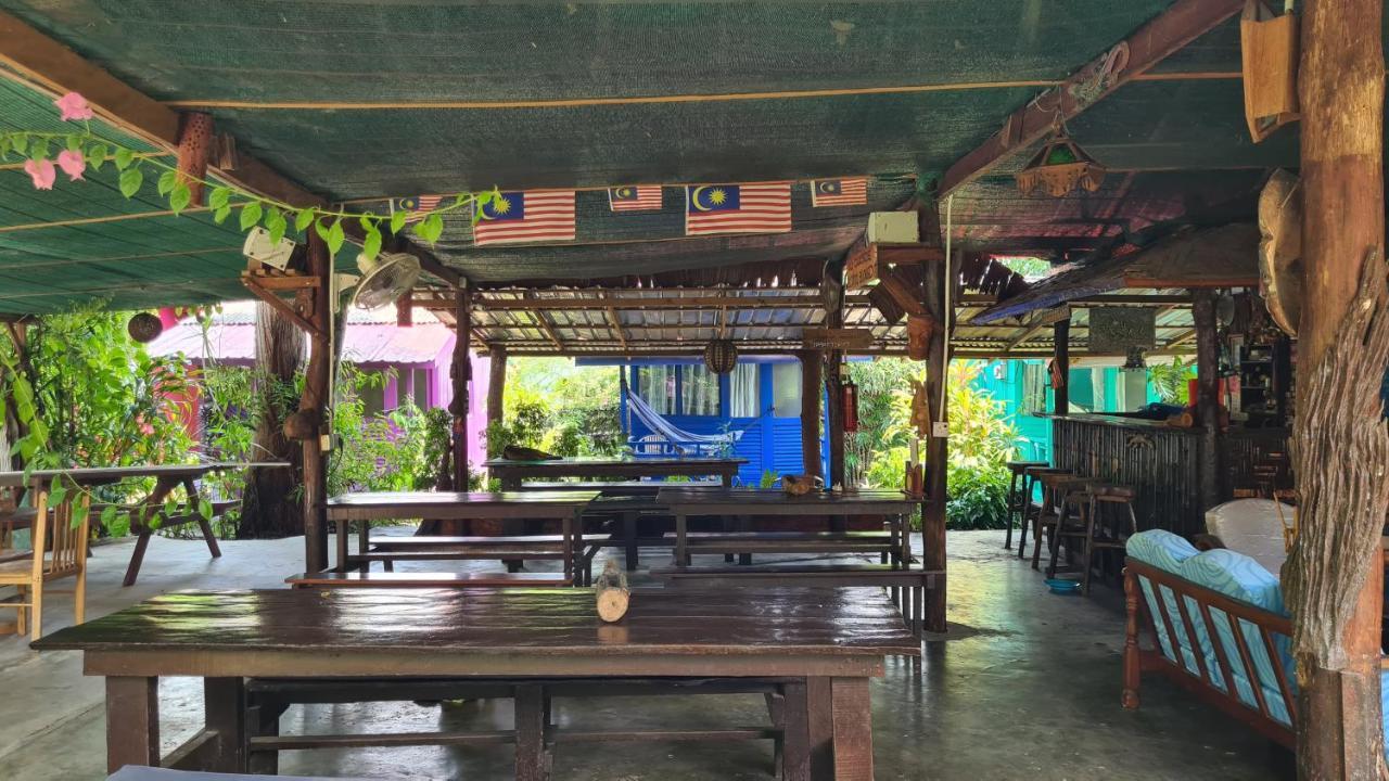 Gecko Guesthouse Pantai Cenang  Exteriér fotografie