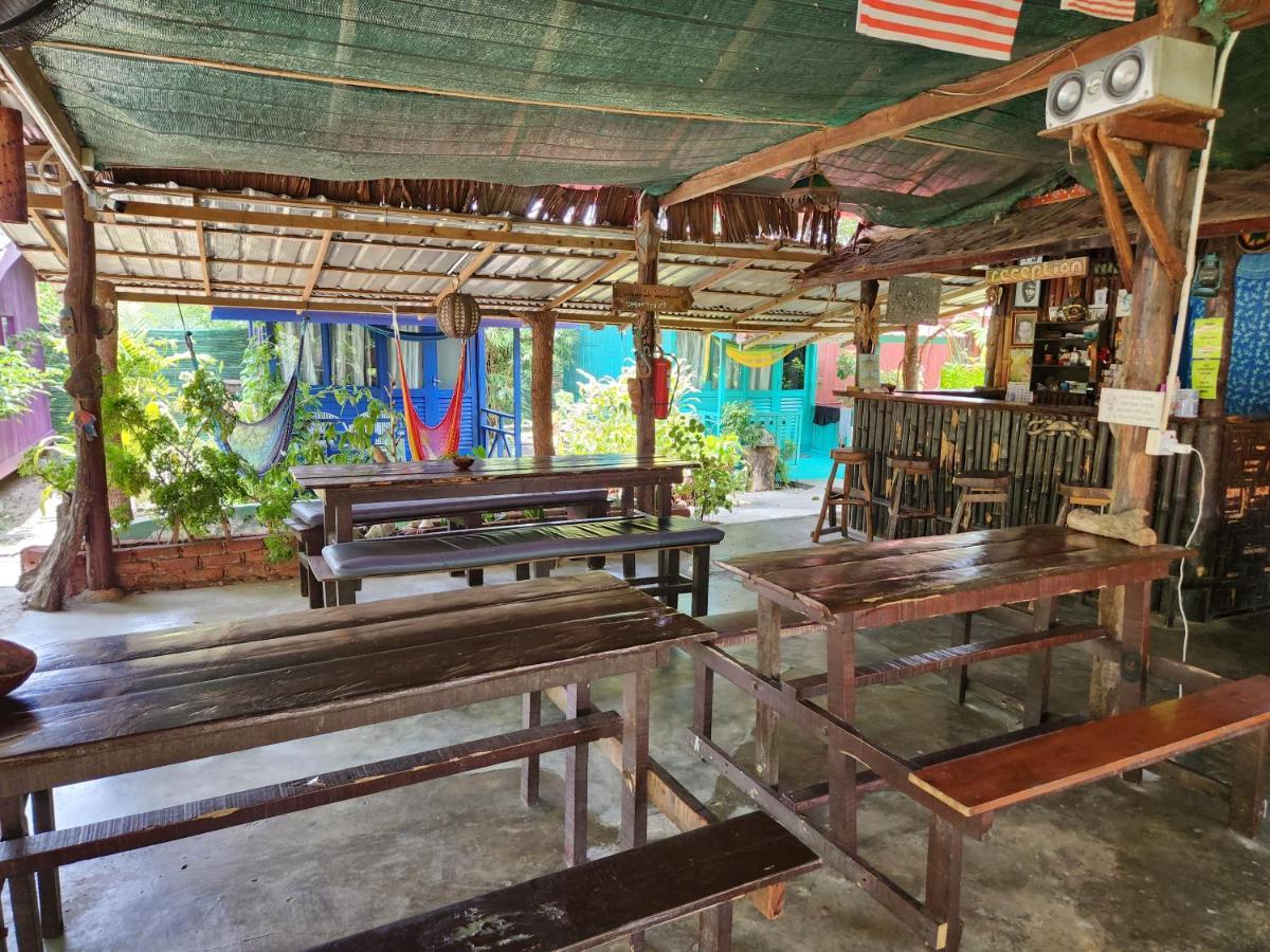 Gecko Guesthouse Pantai Cenang  Exteriér fotografie