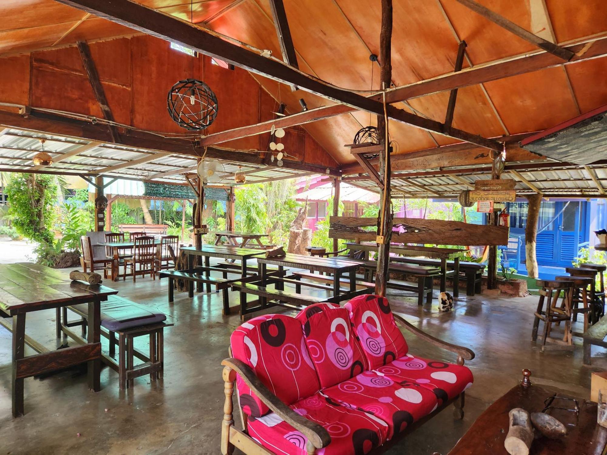 Gecko Guesthouse Pantai Cenang  Exteriér fotografie